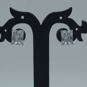 Saanvi Studs Earring - Nirvan Jewels