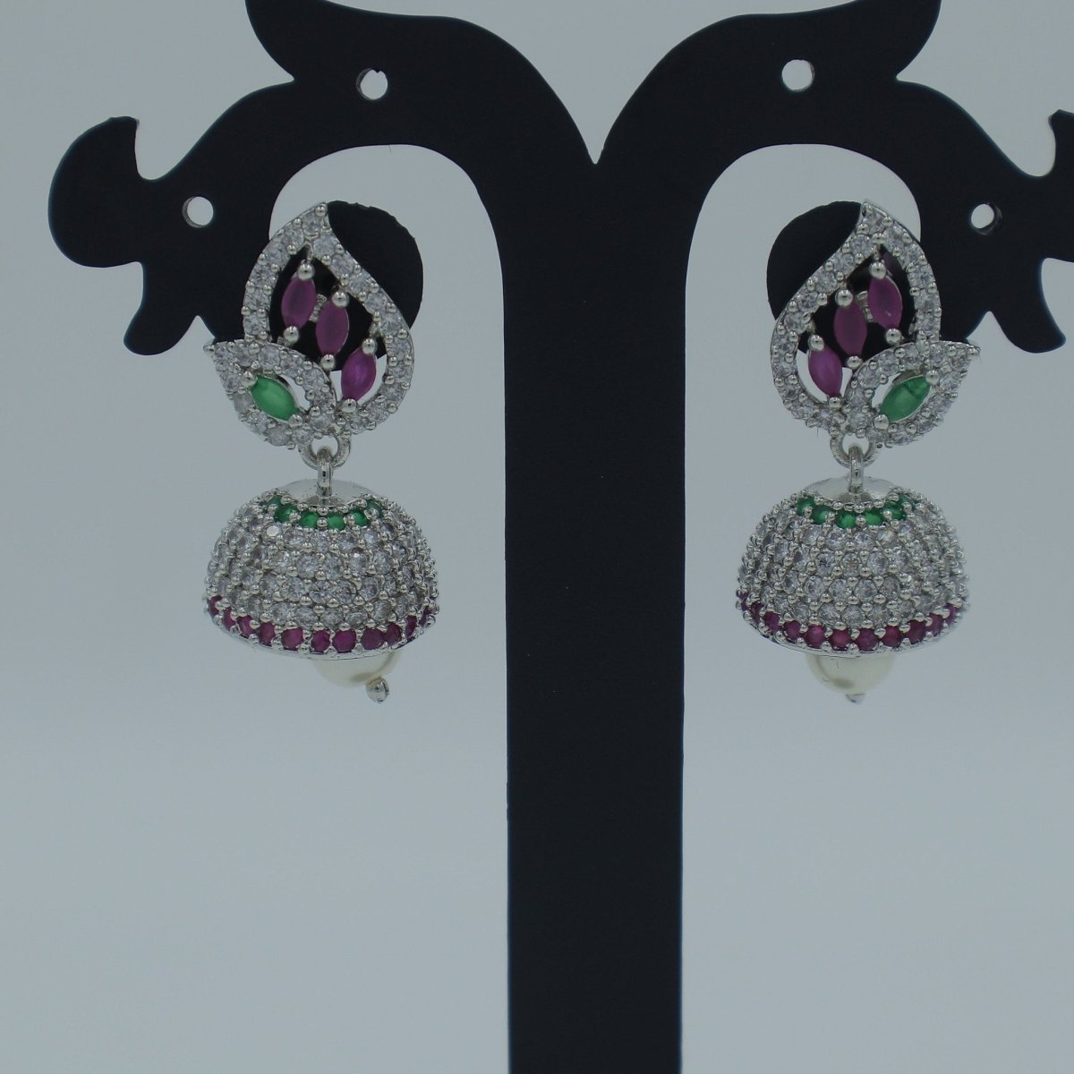 Mahiraa Jhumka Earring - Nirvan Jewels