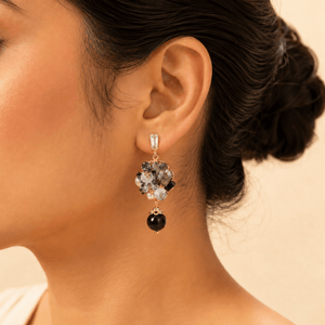 Nandinia Light Weight Studs Earring - Nirvan Jewels