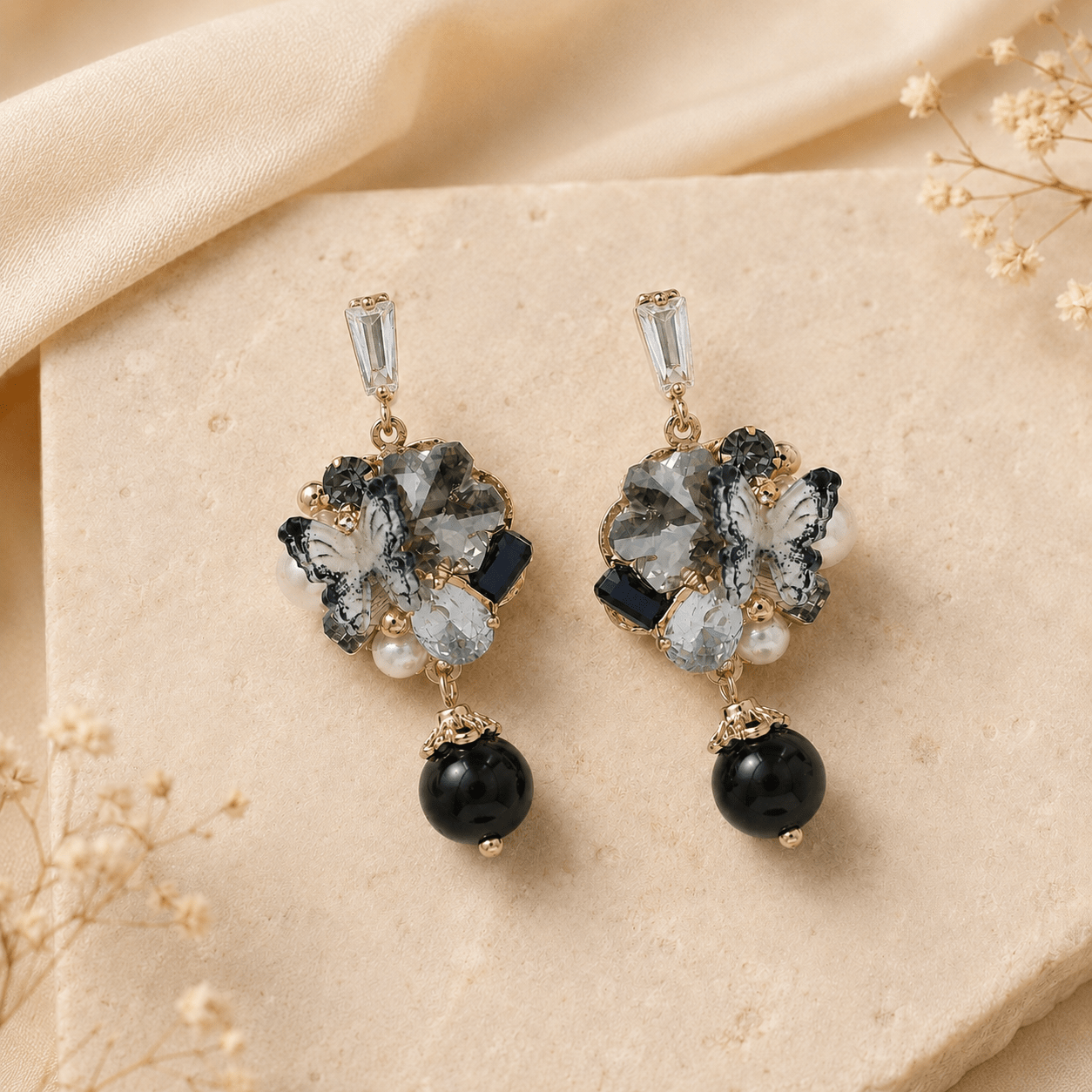 Nandinia Light Weight Studs Earring - Nirvan Jewels