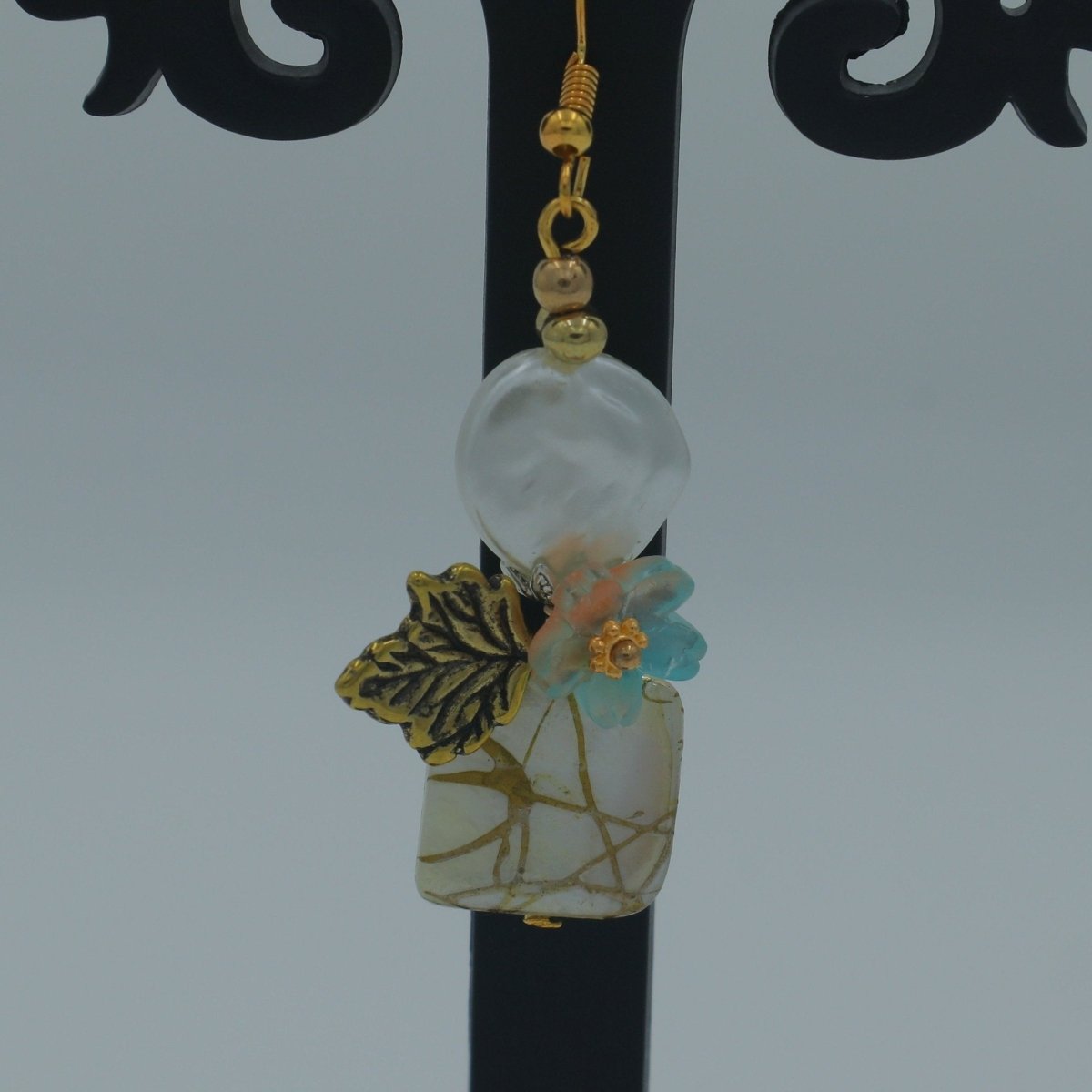 Nysa Hook Earring - Nirvan Jewels