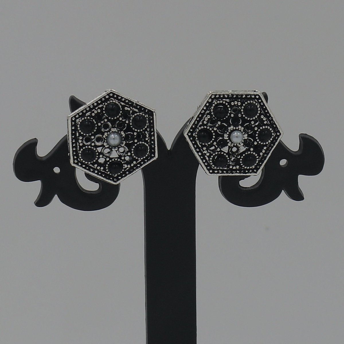 Sona Pentagon Shape Oxidized Earring - Nirvan Jewels