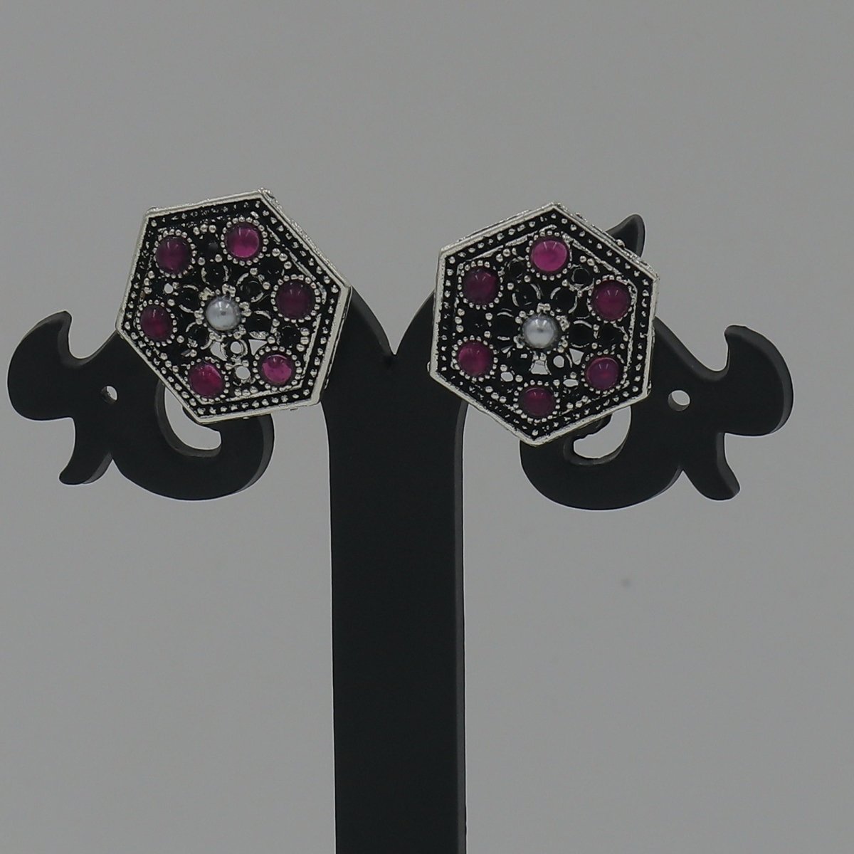 Sona Pentagon Shape Oxidized Earring - Nirvan Jewels